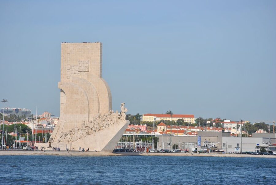 Private Sailing Boat Tour Lisbon with a drink: 2 to 8 Hours - Passing under the 25 de Abril Bridge