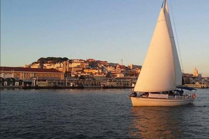 Private Sailing Cruise in Lisbon with Drinks - The crew and the mood on board