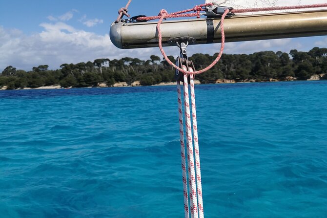 Private sailing excursion & Provencal picnic - Leaving Cannes from the Old Port