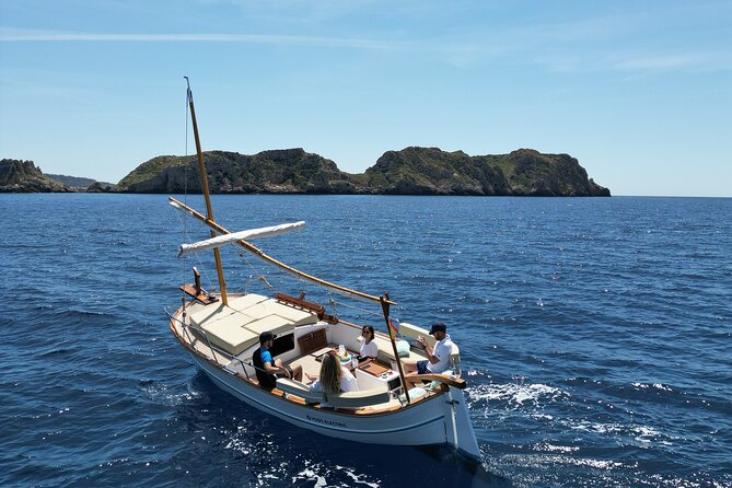 Private Sailing Experience on an Electric Llaut in Mallorca - Setting out from Calvià on a quiet electric boat