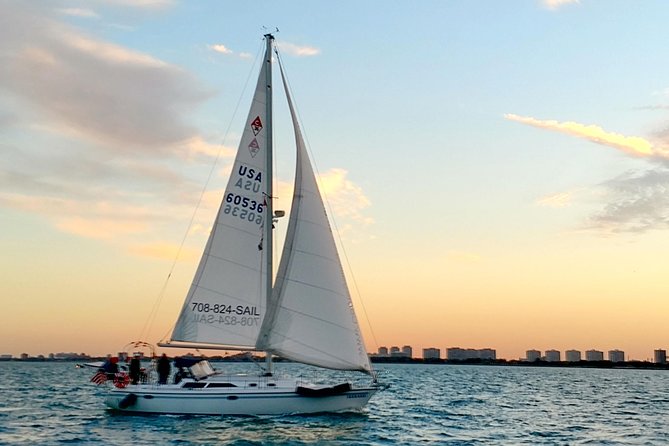 Private Sailing on Beautiful Lake Michigan - Navy Pier, Chicago - Adler Planetarium and the Museum Campus