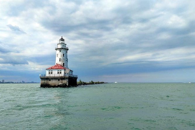 Private Sailing on Beautiful Lake Michigan - Navy Pier, Chicago - Price, group size, and the real value