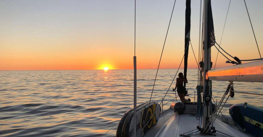 Private Sailing Tour Charter Lagos - Algarve - The crew and what service adds