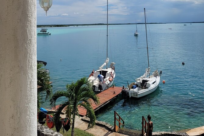 Private sailing tour of Bacalar Lagoon - Bird Island and the final swim