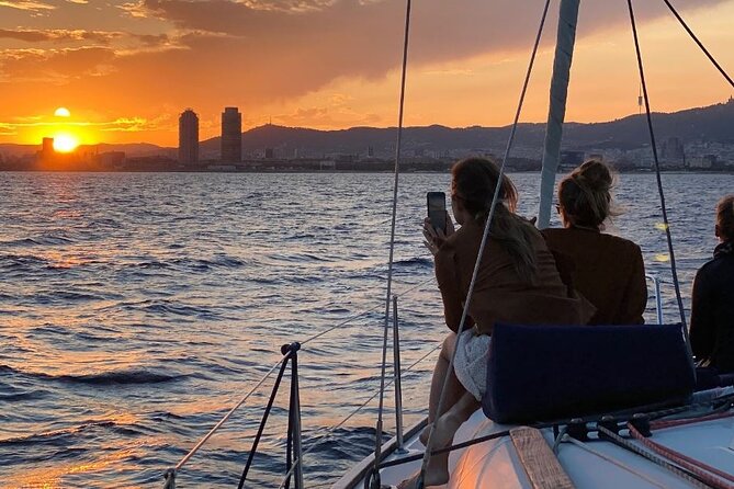 Private sailing trip from Barcelona with open bar - Is $360.03 good value for a private group?