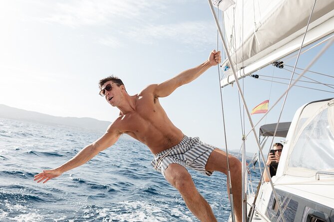 Private sailing yacht by the Bay of Palma and nearby coves - Swimming, snorkeling, and paddleboarding