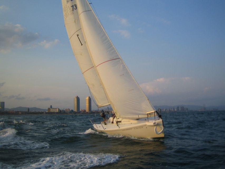 Private Sunset Sailing Trip with Cava & Skyline Views - Three hours of open water and city views