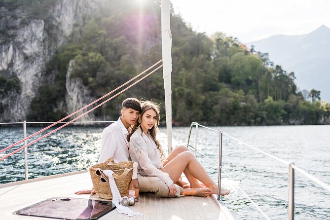 Private Tour by Modern Sailboat Lake Como with Aperitif - How long should you book?
