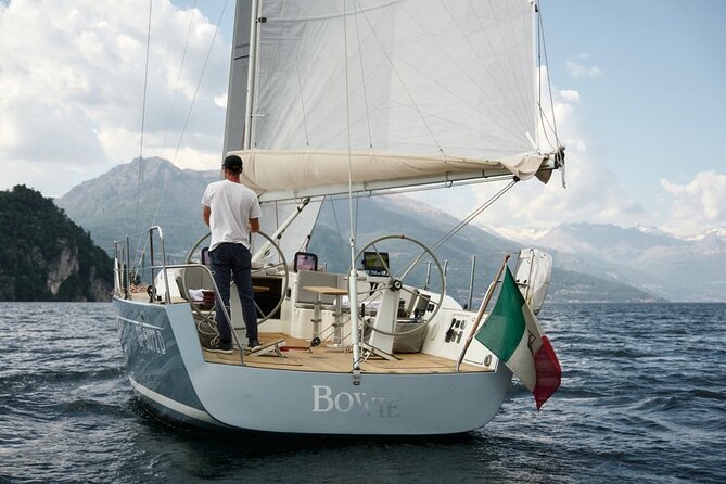 Private Tour by Modern Sailboat Lake Como with Aperitif - Bellagio and Pescallo: a grand opening