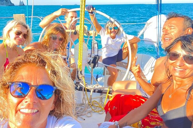 Private tour of the Conero Riviera on a sailing boat - Baia di Portonovo and the Main Break