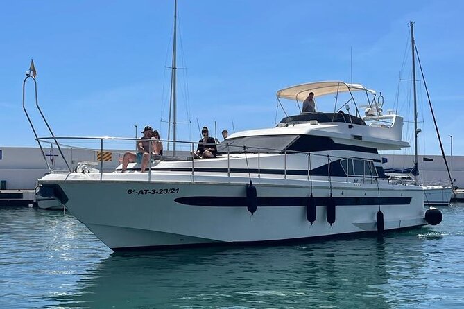 Private Yacht Sailing along the Marbella Coast - The Puerto Banus Setting