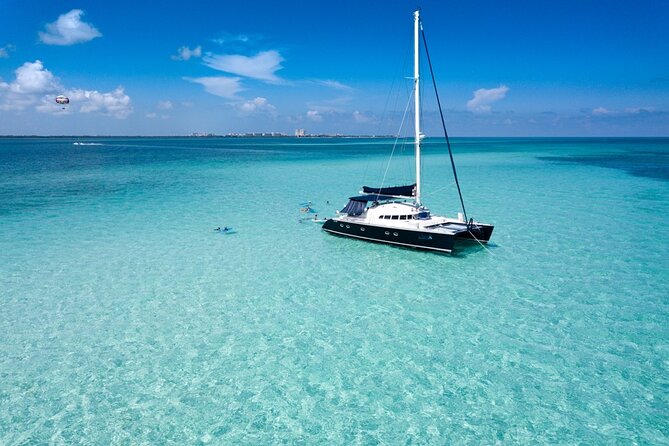 Puerto Morelos Secret Sandbar Catamaran Sail - The secret sandbar and its shallow water