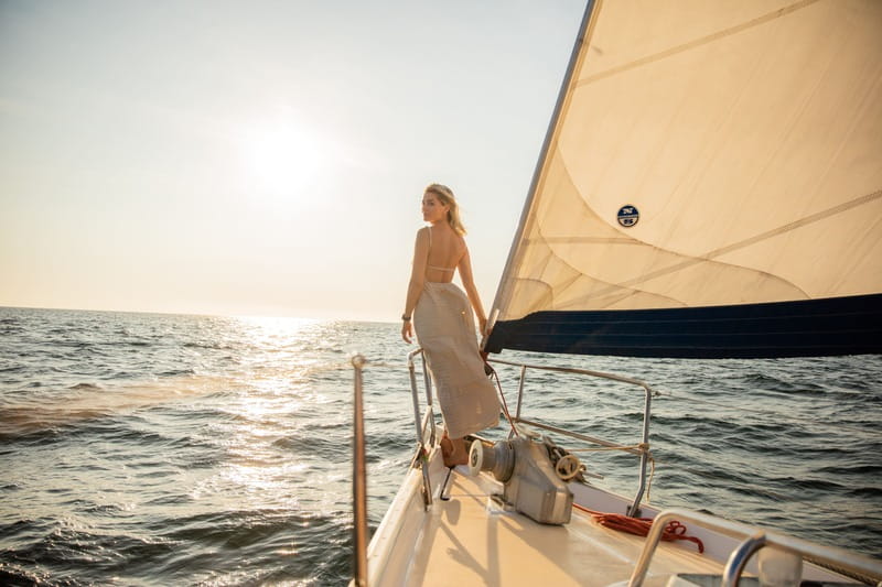 Puerto Vallarta: Bay of Banderas Luxury Sunset Sailing Tour - A luxury mood without the booze-cruise noise