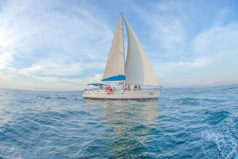 Puerto Vallarta: Luxury Day Sailing Tour of Bay of Banderas - The first 75 minutes: sailing away from Vallarta