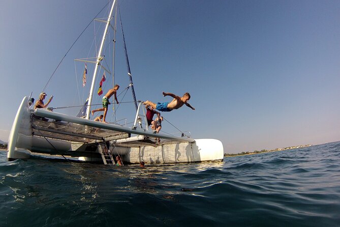 Relax Sailing Catamaran along the Costa Daurada - Group size, comfort, and the crowded feeling