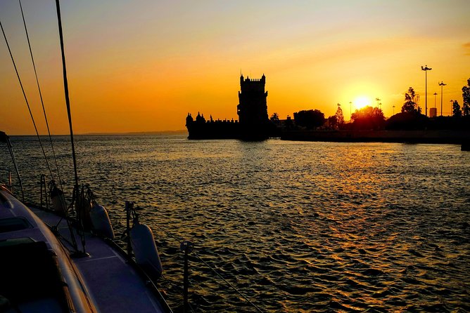 Relaxing Sailboat Cruise along the Tagus - Belém Tower and the Monument to the Discoveries