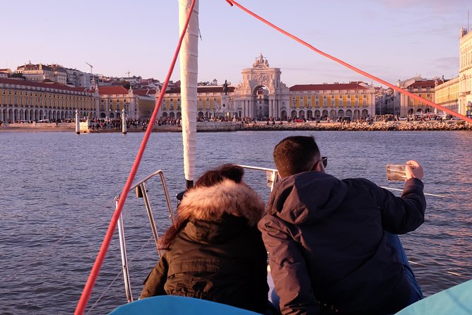 Relaxing Sailboat Cruise along the Tagus - The return past MAAT Museum