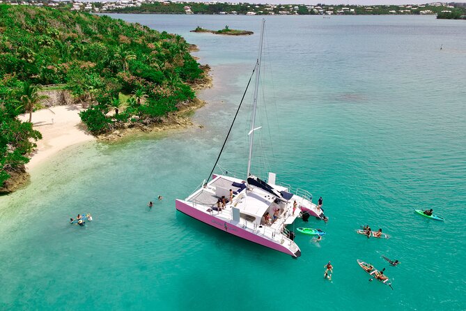 Restless Native Catamaran Sail and Snorkel Tour - Snorkeling in Bermuda’s shallow reefs