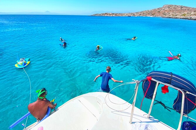 Rethymno Catamaran Cruise: Healthy Lunch & Open Bar - A Cretan lunch with drinks included