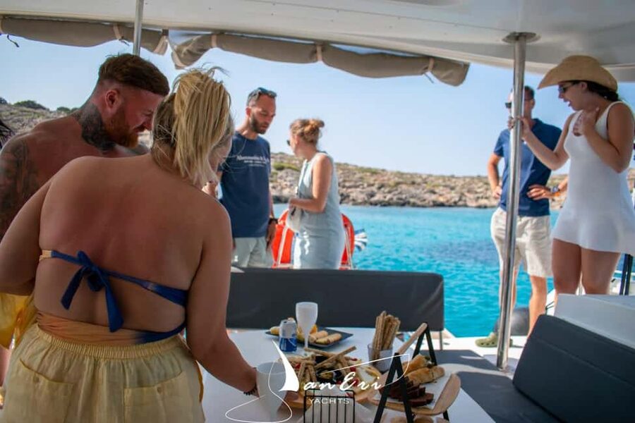 Rethymno: Sailing Catamaran Cruise with Meal & Drinks - Should you book it?
