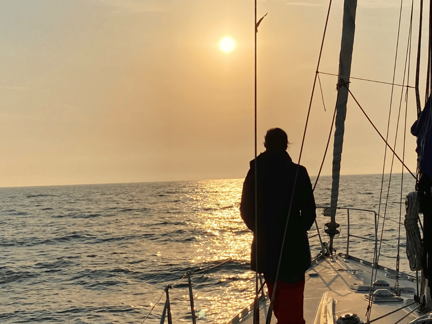 Ría de Arousa: Daytime or Sunset Sailboat Cruise with drinks - Key points to know before you book