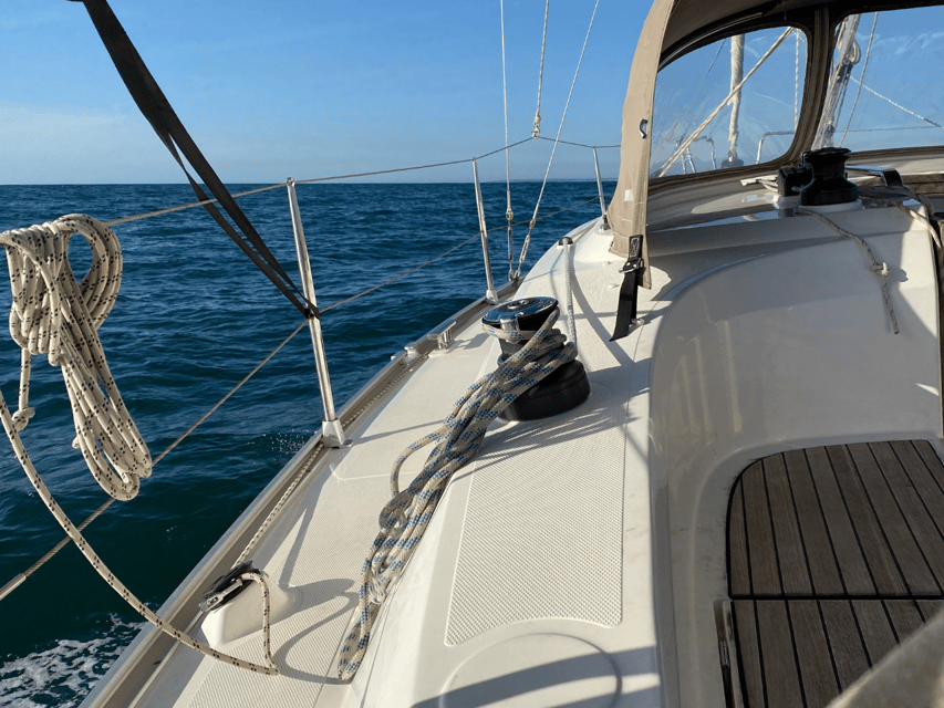 Ría de Arousa: Daytime or Sunset Sailboat Cruise with drinks - Daytime or sunset: which departure should you choose?