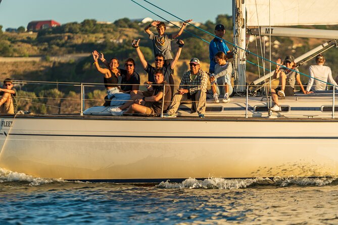 Romantic Private Sailboat in Lisbon for couples - Timing, weather, and practical planning