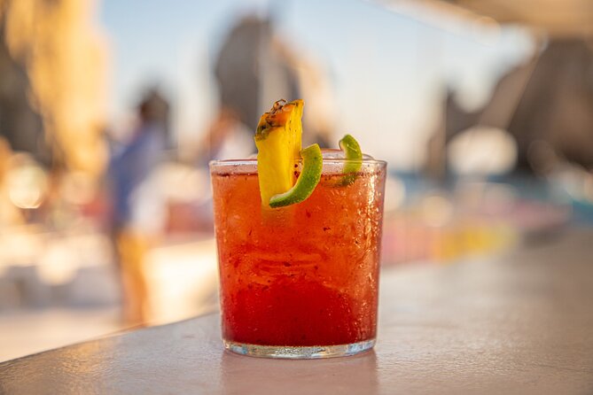 Romantic Sailboat Sunset: Live Music, Premium Bar & Dinner -Cabos - Signature cocktail and antipasto to start