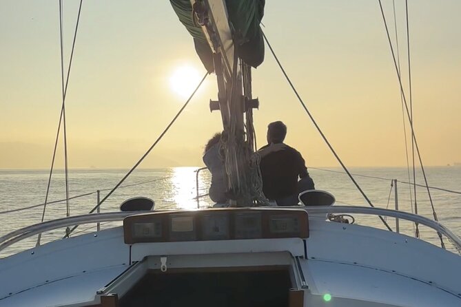 Romantic Sunset Sailing Experience in Lisbon - Starting at Av. Brasília