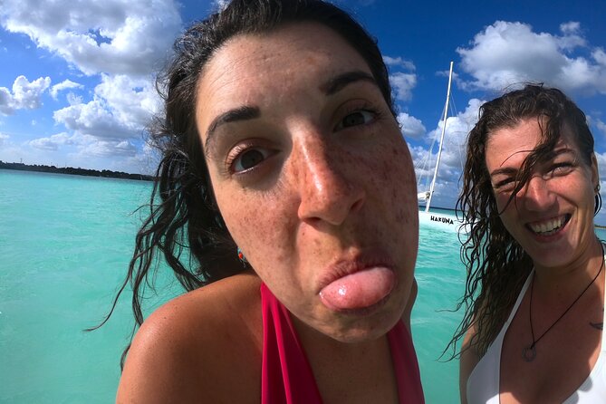 Sail 4hr in the most SECRET Spot of Bacalar and Beach Club. - Meeting the stromatolite reef