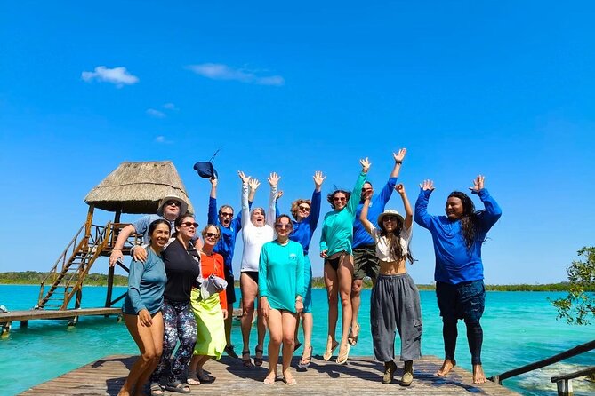 Sail 4hr in the most SECRET Spot of Bacalar and Beach Club. - Swimming in the largest cenote of the lagoon