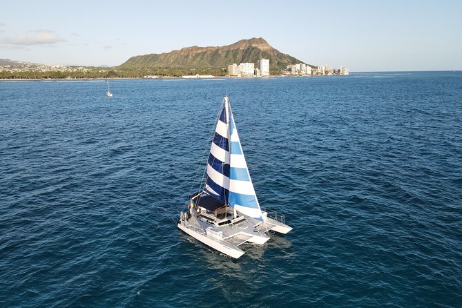 Sail and Turtle Snorkeling Tour in Waikiki - Setting sail from 1 Holomoana Street