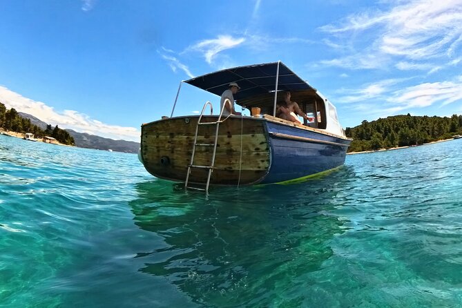 Sail Away - Korčula Archipelago Cruise, Swim and Snorkel - Planjak: pebble beaches and smooth rock slabs