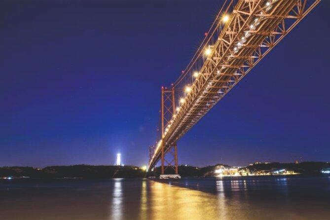 Sail & Dine Sailboat Tour With Sunset - Sunset, moonlight, and the final stretch