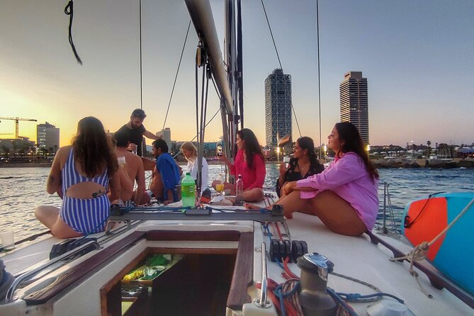 Sail through Barcelona and enjoy its Skyline under sail - Setting out from Moll de Mestral