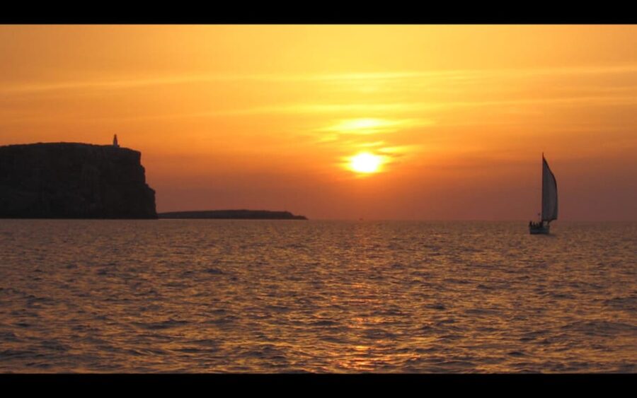 Sailboat Sunset Trip in Menorca - Swimming at sunset, with snorkeling gear provided