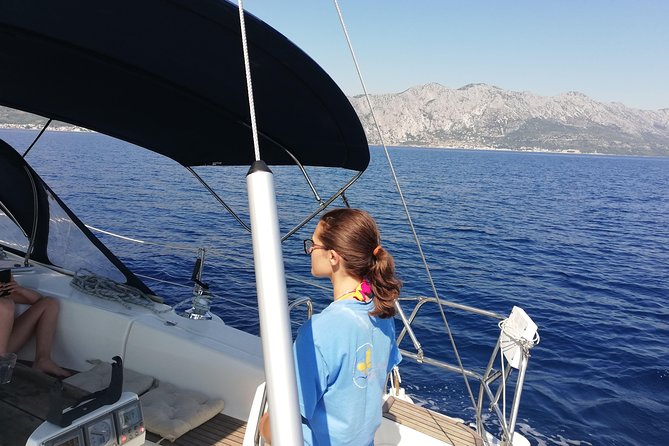 Sailboat tour to the islands - A small group with a big effect on the day