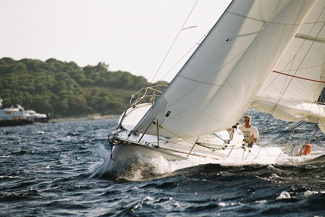 Sailing and Snorkeling Tour in the Islands of Pakleni - Tony’s calm approach on the water