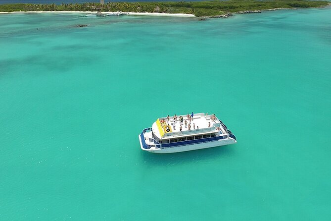 Sailing at Isla Contoy & Isla Mujeres! Snorkel at Ixlache Reef - A quick hour on Isla Mujeres