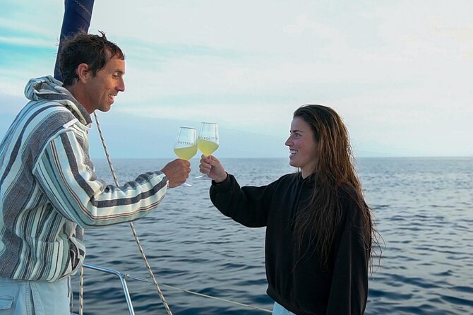 Sailing at sunset along the cliffs of Maro-Compartida - Meeting the boat in La Herradura
