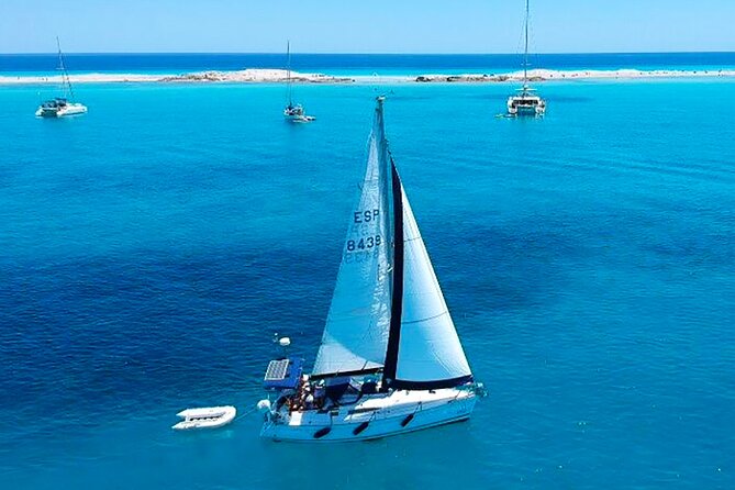 Sailing boat excursion in Salento - Three hours at Torre del Pizzo
