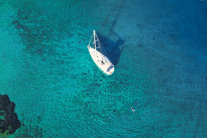 Sailing Cruise to Dia Island with Meal and Water Activities - Sailing north from Heraklion to Dia Island
