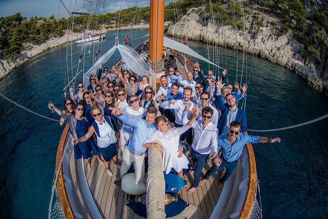 Sailing day in the heart of the Calanques - Lunch, drinks, and what to bring
