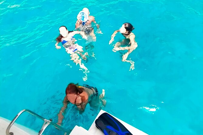 Sailing Day Trip in Ibiza, 7 guests - Setting out from San Antonio Bay at 10:30 am