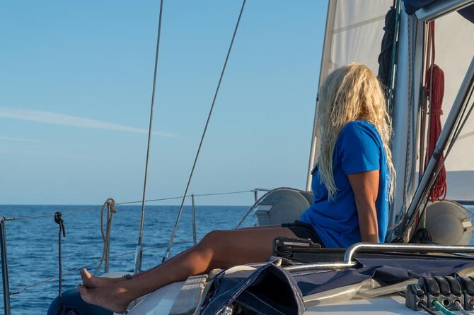 Sailing experience on a 4-hour sailboat in Girona - Setting out from Platja d’Aro on the Havana