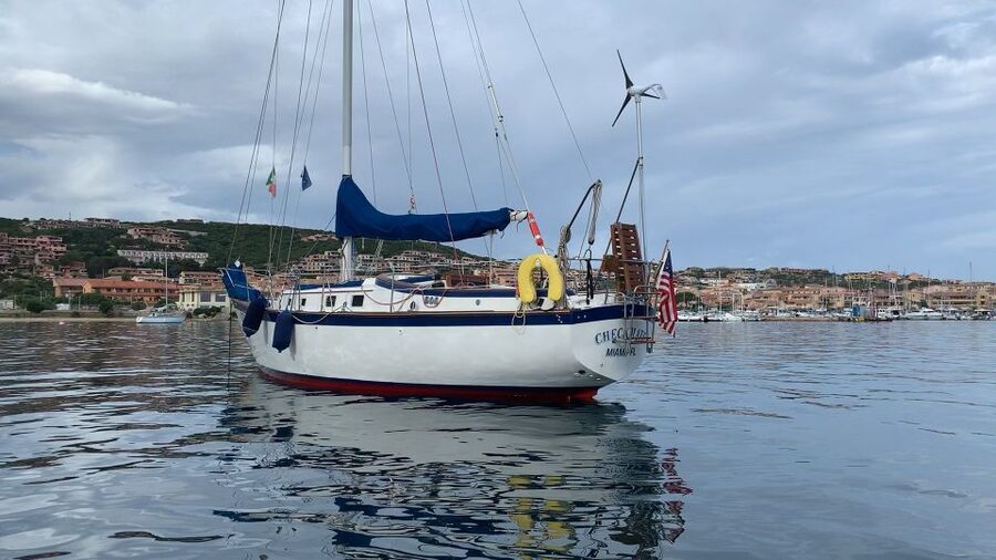 Sailing Maddalena Archipelago with a USCG licensed captain - Why a Small Sailing Boat Makes a Difference