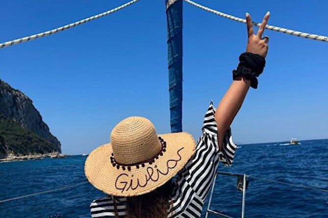Sailing tour and lunch on board Sorrento and Capri - What the private format is really worth
