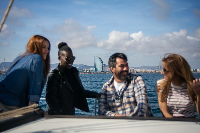 Sailing Tour and Tasting of Submarine wines on board - The sunset factor