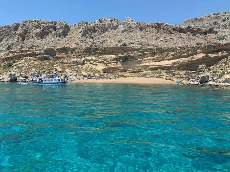 Sailing tour around Lindos with food and drinks - Leaving Lindos from the Pallas Beach jetty