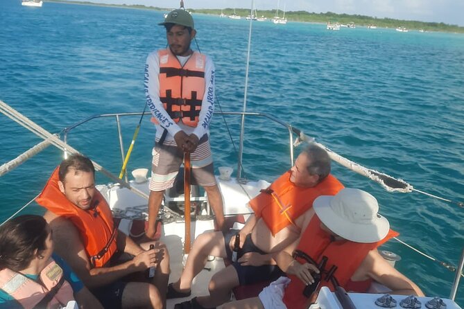 Sailing Tour around the Bacalar Lagoon - Visiting a Deep Yucatán Cenote